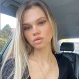 emiilyross from onlyfans